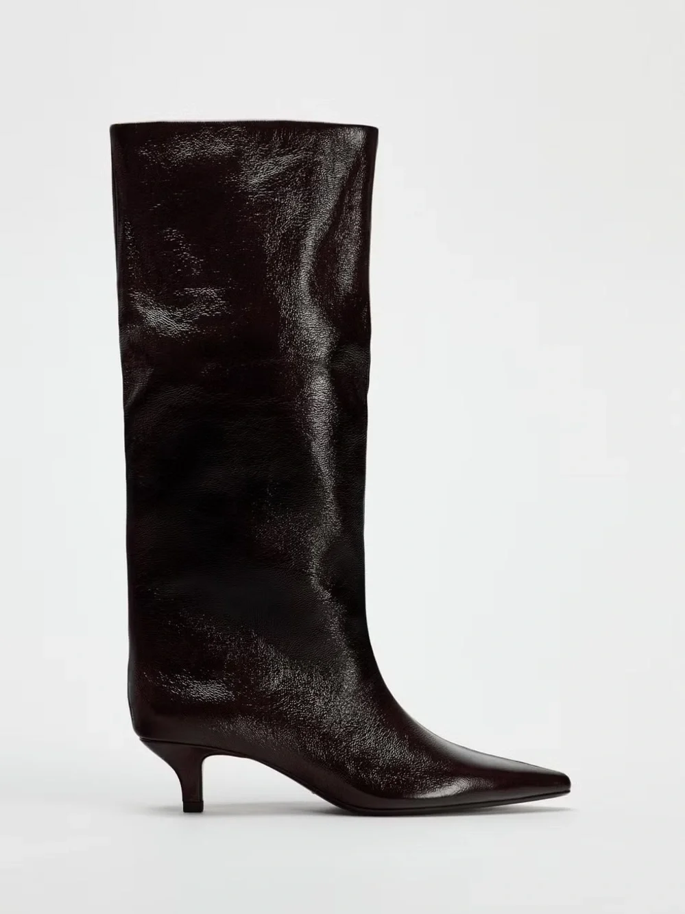 Zara tall over